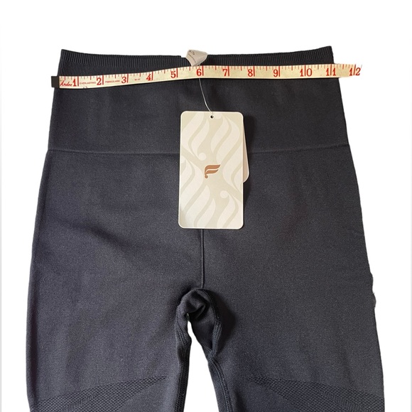 NWT Fabletics High -Waisted Seamless Mesh Leggings Size XS - Picture 6 of 8